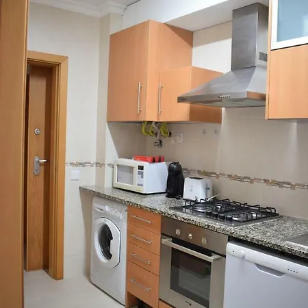 Apartament R. Dos Galeoes *