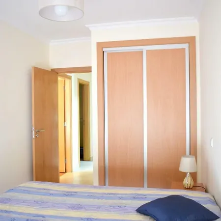R. Dos Galeoes Apartament