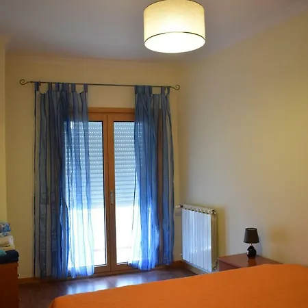 R. Dos Galeoes Apartament