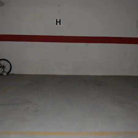 R. Dos Galeoes Apartament